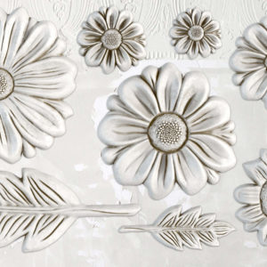 He Loves Me 6x10 IOD Moulds - Mill Creek Mercantile
